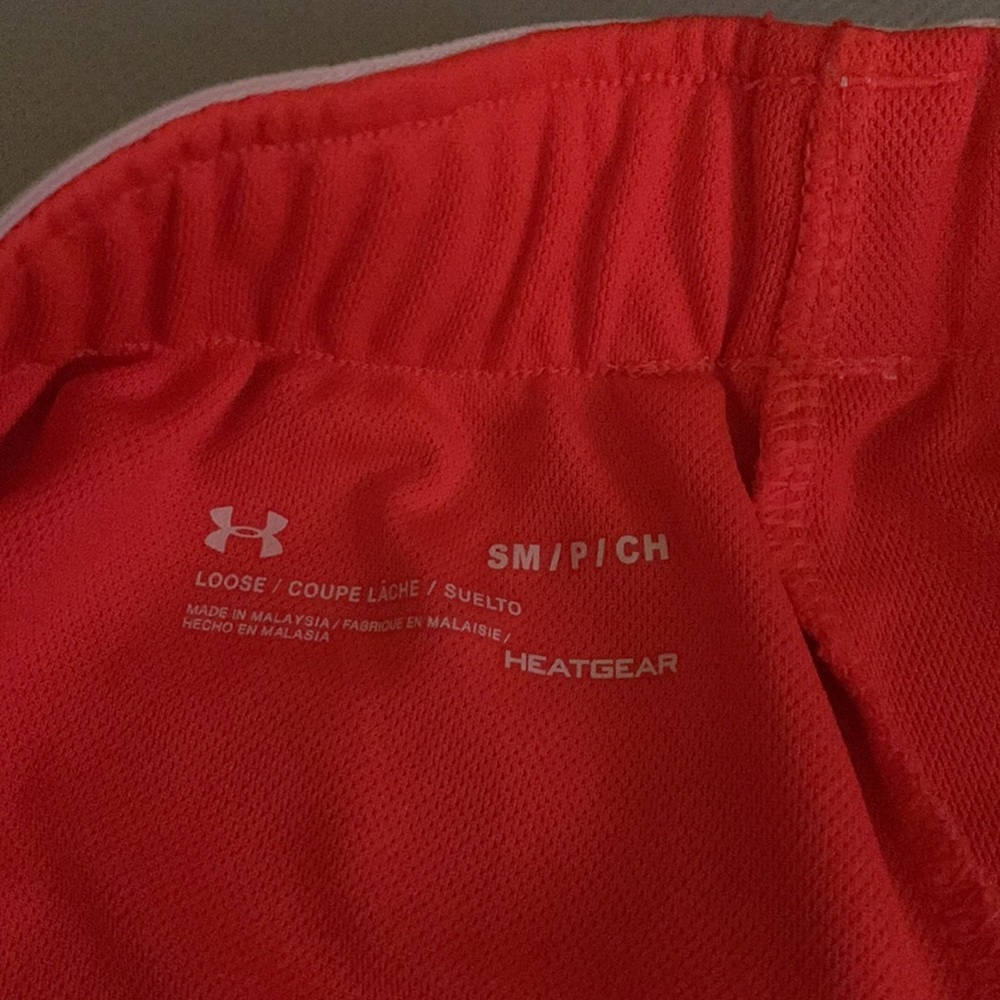 Under Armour shorts - Picture 3 of 4